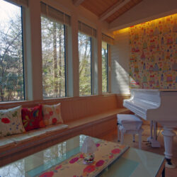 リビングから少し下がったサロンスペース・・・